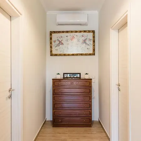 Matoula's House * Nidrí