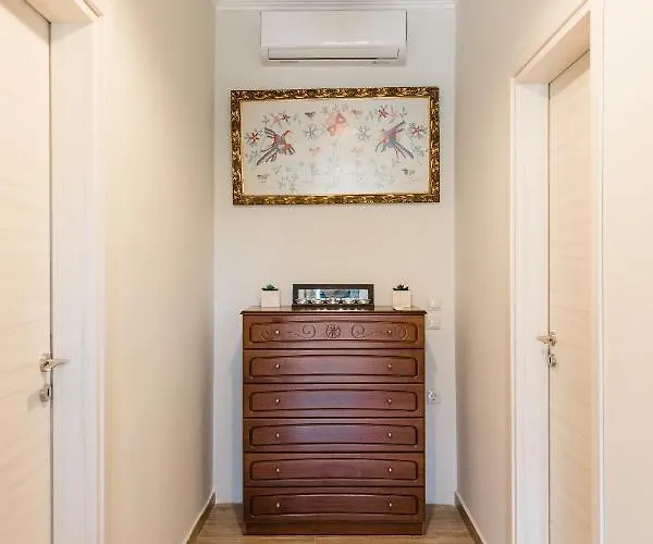 Matoula's House * Νυδρί